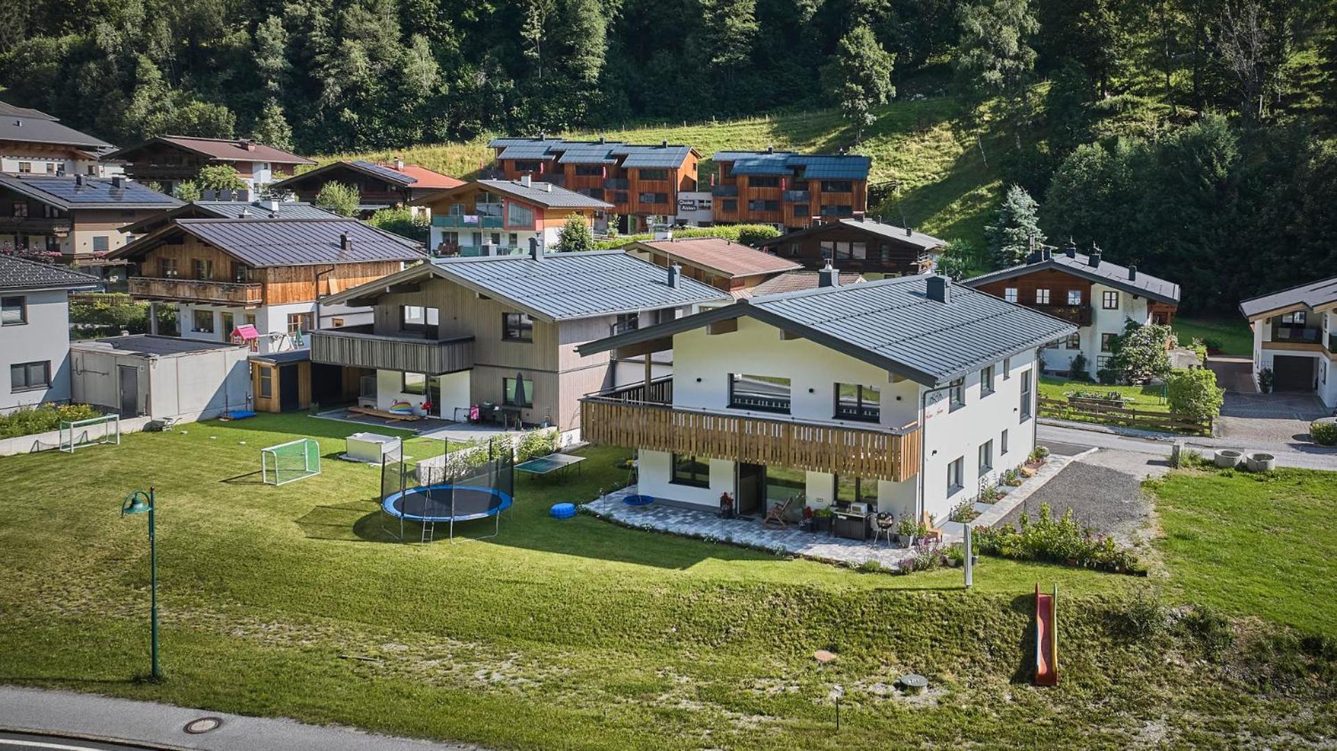 Haus Joan - Apartments Saalbach-Hinterglemm Kültér fotó