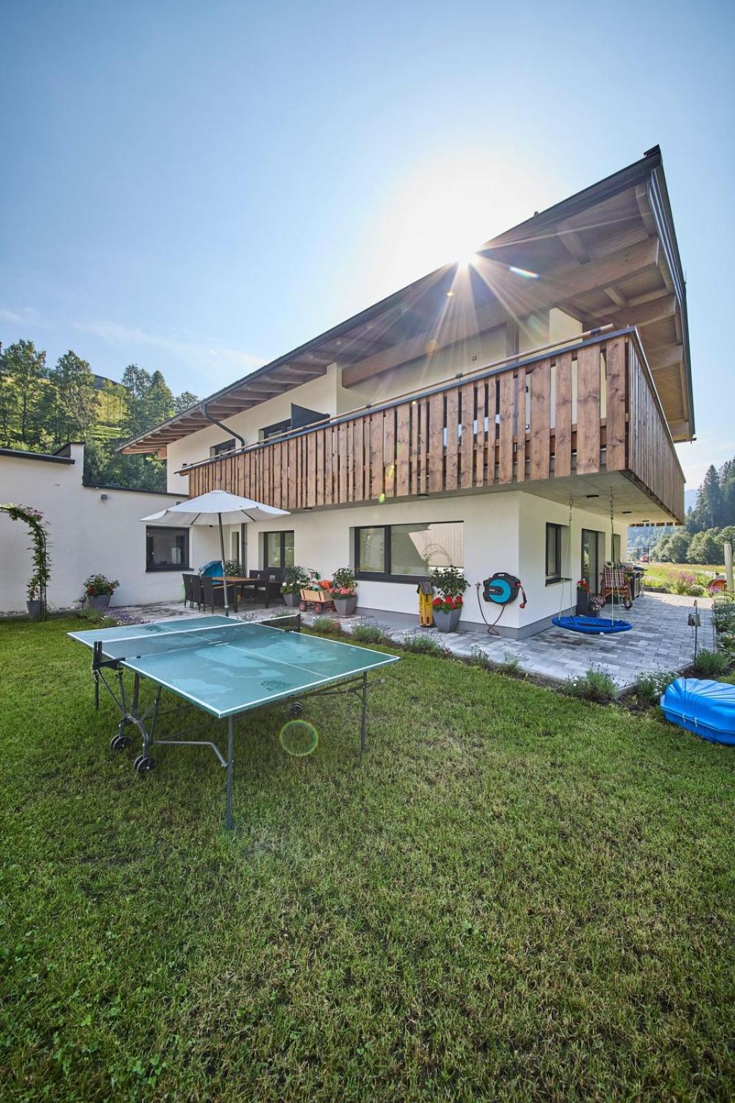 Haus Joan - Apartments Saalbach-Hinterglemm Kültér fotó